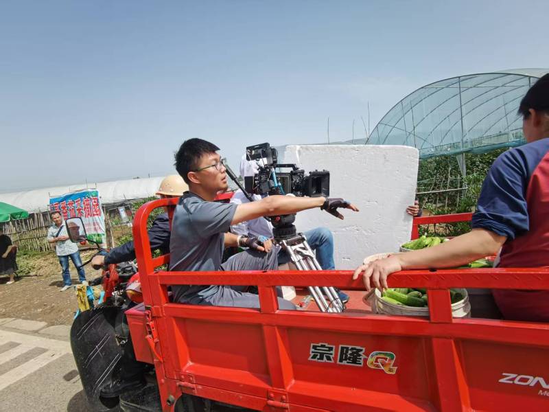 电商爆款背后的推手：诸暨市产品视频拍摄公司精准捕捉卖点痛点